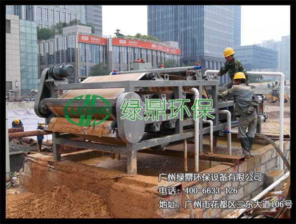 泥漿脫水機：打樁建筑泥漿處理設備 2