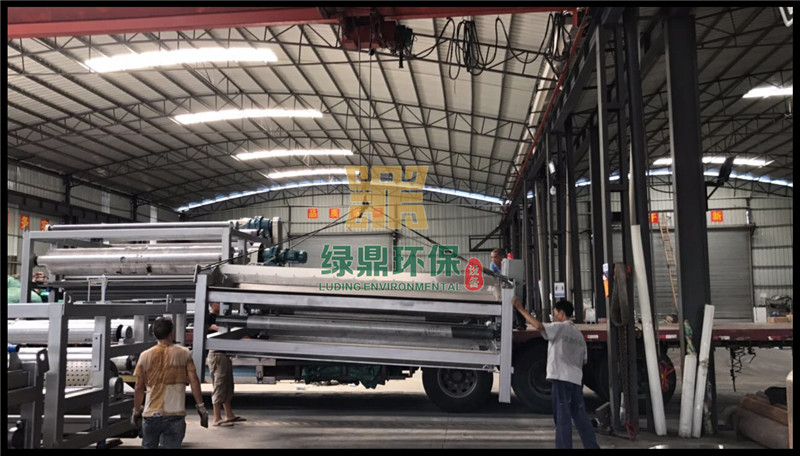 帶式壓濾機(jī)用于安平黑臭水體整治項目